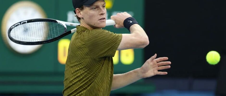 Sinner estreia com autoridade no ATP de Doha após queda na Austrália