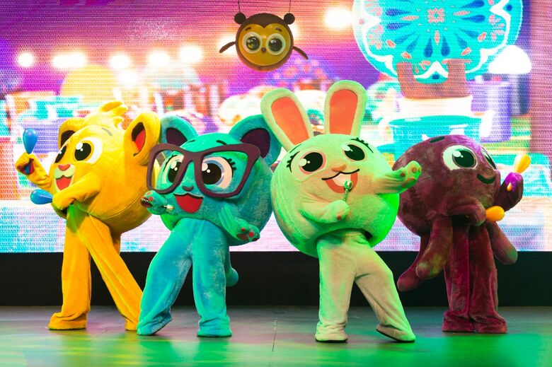  bolofofos se apresentam com show de duas sess es no teatro glauce