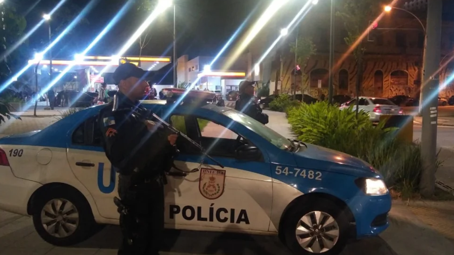 A ocorrência foi registrada na 12ª Delegacia de Polícia, de Copacabana, também na zona sul da cidade.