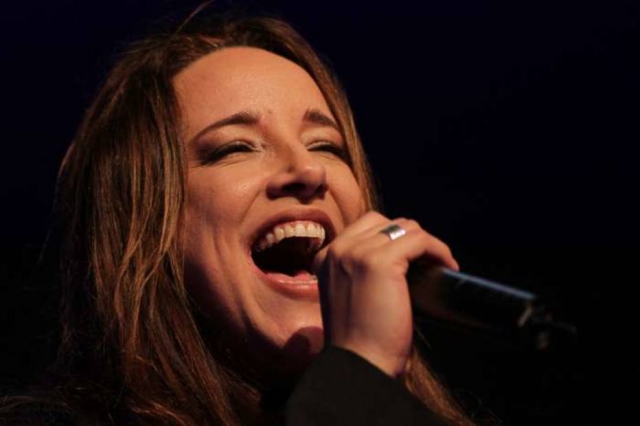 Cantora Ana Carolina