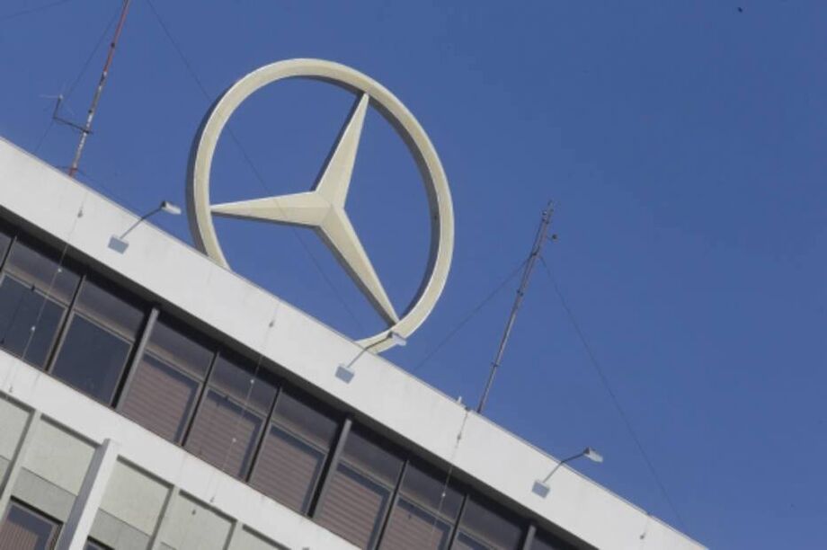 No dia em que completa 64 anos no Brasil, a Mercedes-Benz inaugurou nesta segunda-feira, 28, uma nova linha de produção de chassis de ônibus que recebeu investimentos de R$ 107 milhões