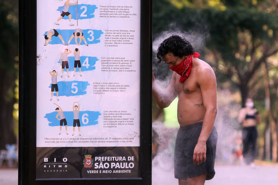 Na segunda-feira (28), é esperada a aproximação de uma frente fria e rajadas de ventos que podem atingir 50 Km/h.