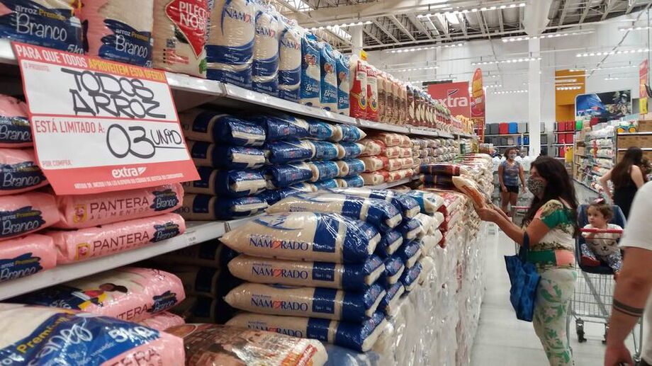 Na divulgação, os destaques foram novamente óleo de soja, arroz e leite longa vida