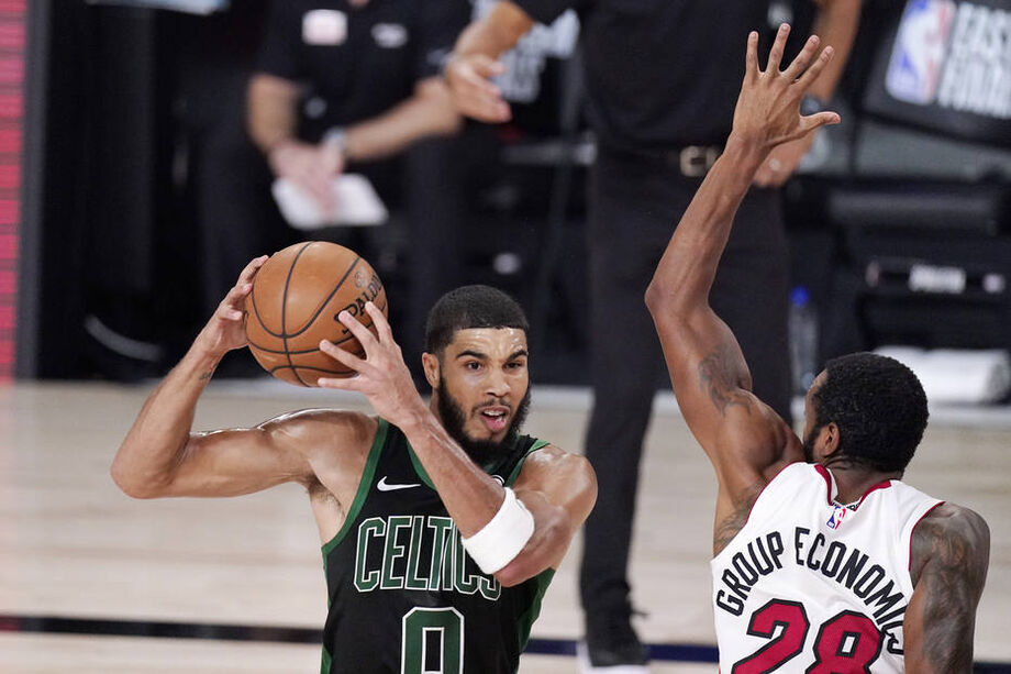 Os Celtics contaram com boa performance de vários jogadores