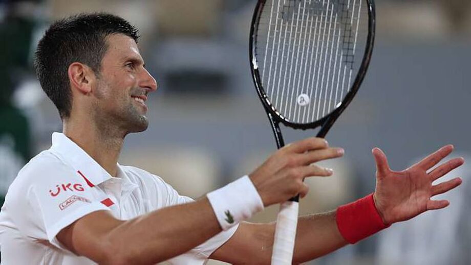 Com facilidade, Djokovic ganha na estreia e passa à 2ª rodada em Roland Garros