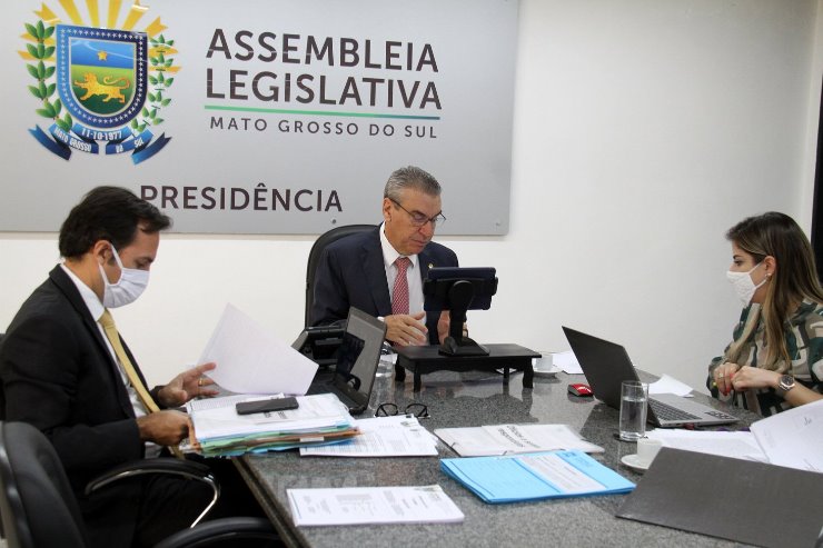 Decreto foi assinado pelo presidente da ALEMS, deputado Paulo Corrêa