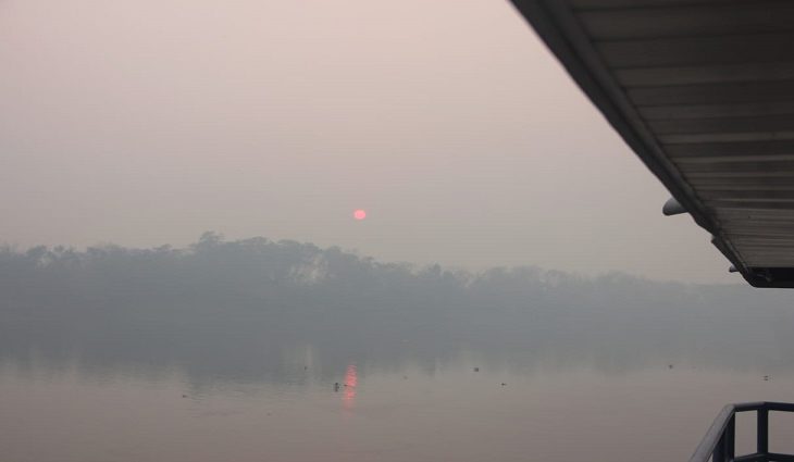 No meio da manhã, foi descartado o combate aéreo, devido a falta de visibilidade