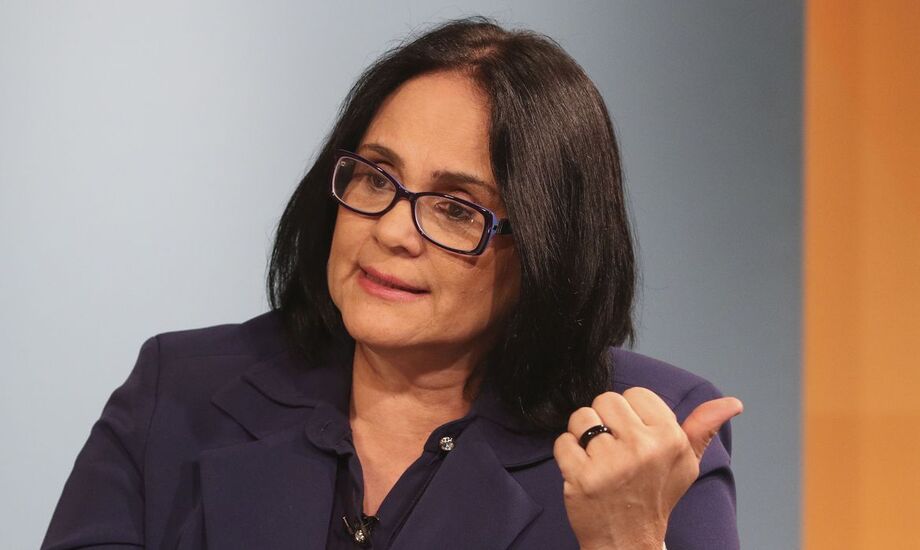 Ministra da Mulher, Família e Direitos Humanos Damares Alves