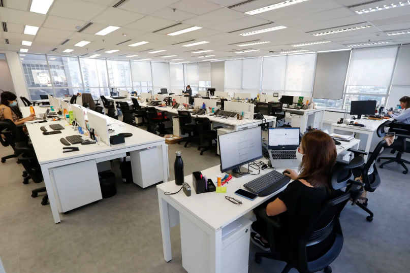 A Portaria 2.384, de 8 de setembro deste ano, relacionou novamente o Covid-19 como uma doença do trabalho.
