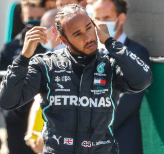 Piloto Lewis Hamilton