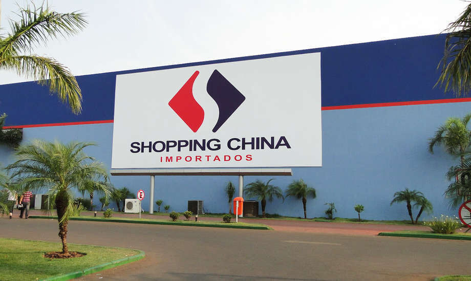 Shopping China atrai muitos brasileiros