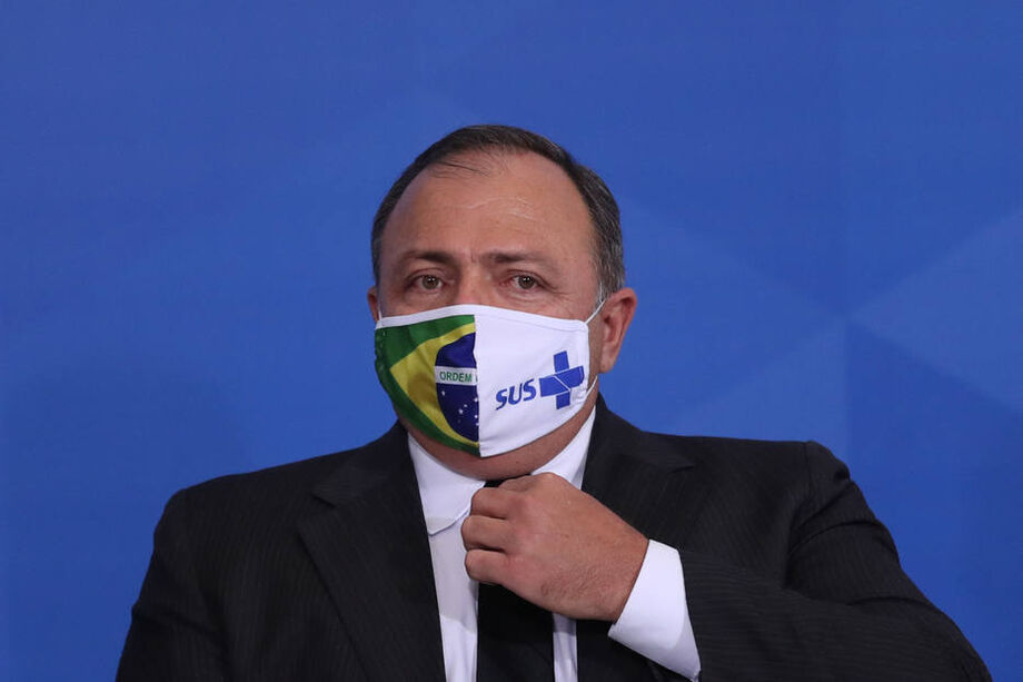 O general Pazuello tomou posse como ministro da Saúde nesta quarta-feira