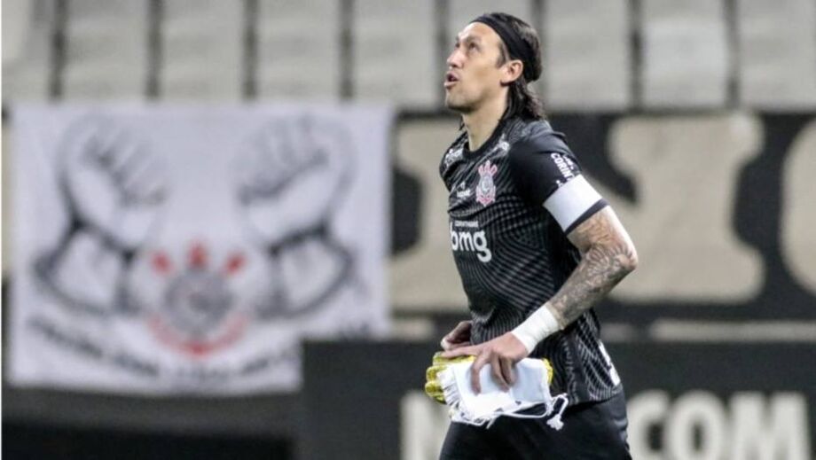 Cássio é considerado um dos maiores ídolos da história do Corinthians, mas pode acabar indo para a reserva