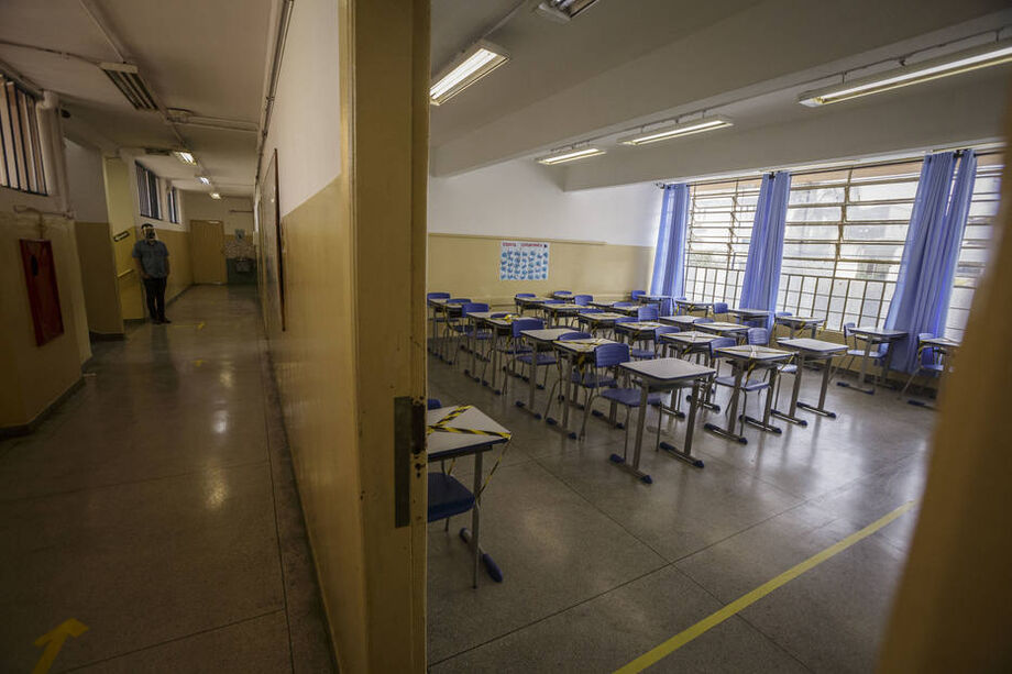 Escolas de São Paulo reabriram para atividades extracurriculares