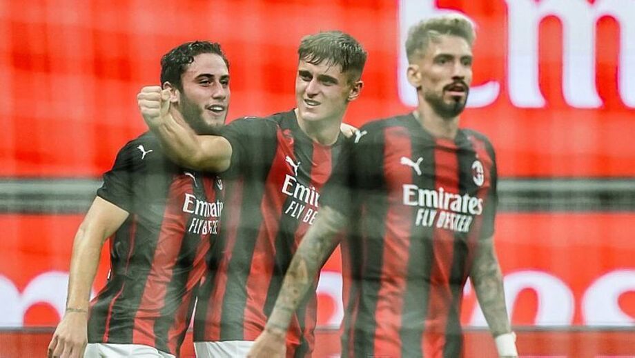 Milan sofreu para eliminar o Rio Ave