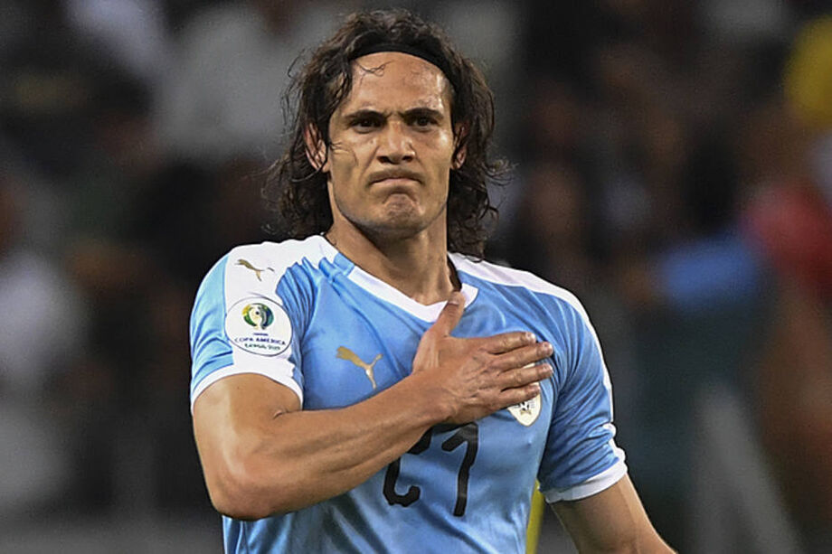 Cavani é convocado para enfrentar o Brasil