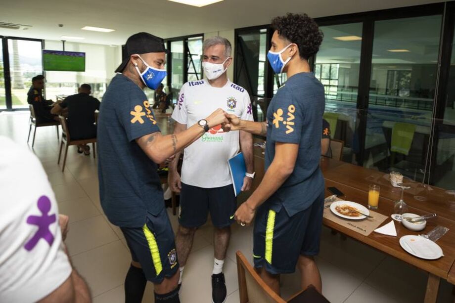 Imagens de treinos e do dia a dia dos jogadores são produzidas pela própria CBF