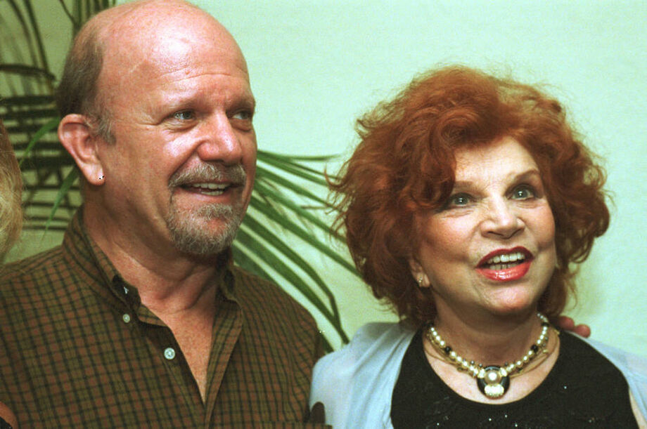 O ator Cecil Thiré morreu, nesta sexta-feira, aos 77 anos. Ele era filho da atriz Tônia Carrero