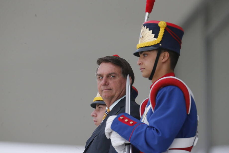 O presidente Jair Bolsonaro ainda busca fontes para financiar o Renda Cidadã