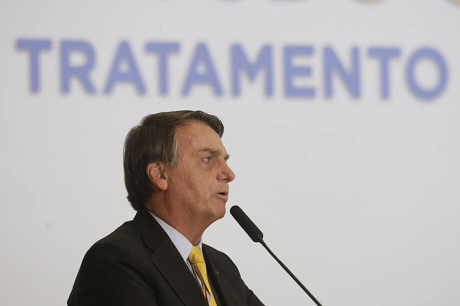 Na semana passada, Bolsonaro cancelou o protocolo de intenções para a compra de doses da Coronavac