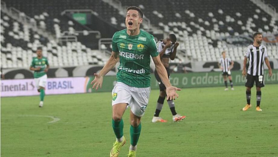 Botafogo joga mal e perde do Cuiabá no Engenhão pela Copa do Brasil