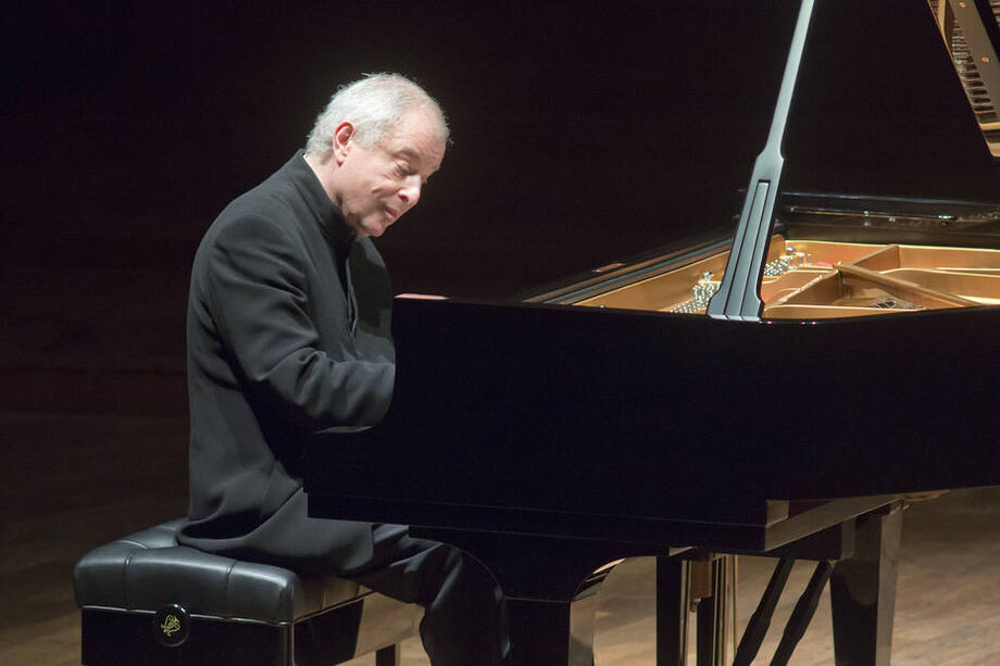 O Pianista húngaro-britânico András Schiff
