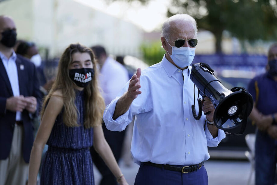 Joe Biden em comício na Flórida