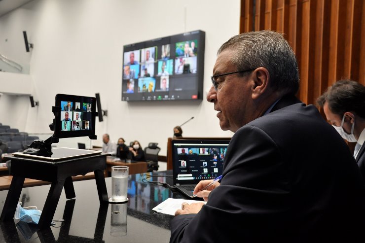 A apreciação das propostas acontece de maneira remota e pode ser acompanhada ao vivo