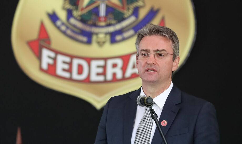 Diretor da PF defende investir em tecnologia contra crime organizado