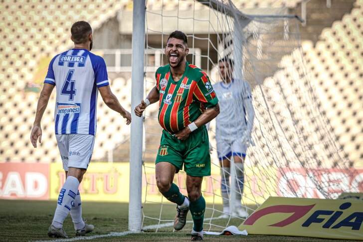 Gustavo Ramos marcou o gol da vitória do Sampaio Corrêa