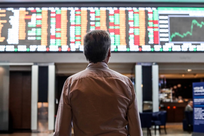 O índice pan-europeu Stoxx 600 terminou com ganho de 0,62%, em 455,63 pontos