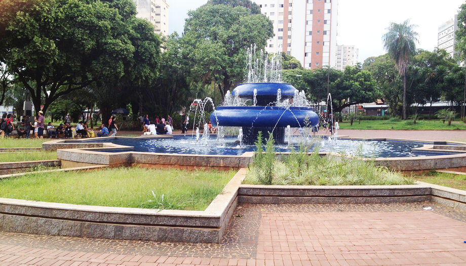 Praça Ary Coelho vai reabrir