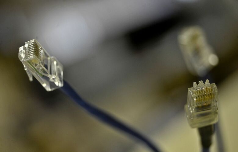 Cabo de internet banda larga