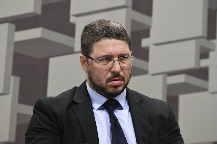 A PGR ainda chegou a citar outros nomes que teriam comparecido às reuniões no prédio comercial em Manaus