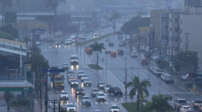 Chuva no MS