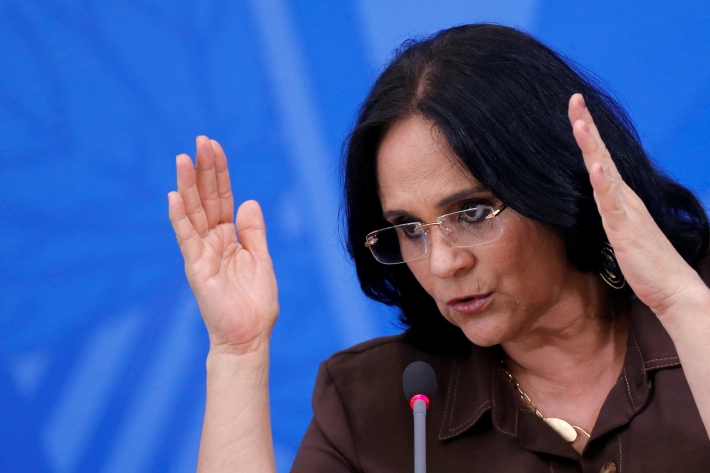 A ministra da Mulher, Família e Direitos Humanos Damares Alves.