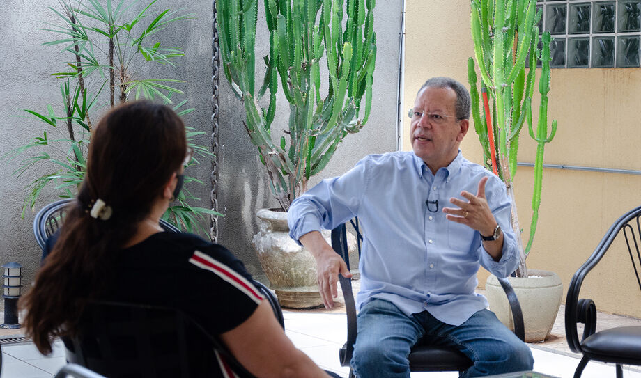 O candidato Marcelo Bluma (PV)