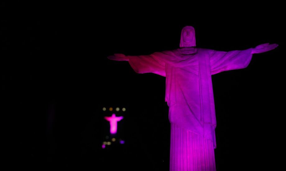 A campanha visa à conscientização sobre a prevenção do câncer de mama
