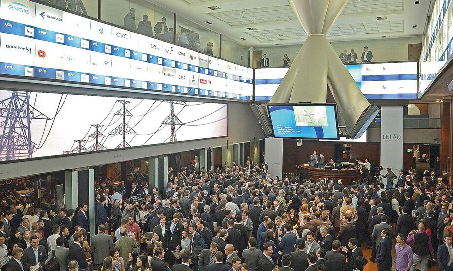 O Ibovespa fechou o dia em 99.605,54 pontos