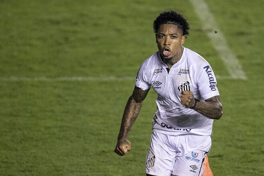 Santos vence Grêmio e sobe para 6º no Brasileirão