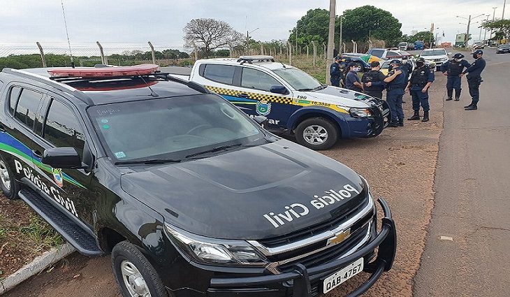 O Exército Brasileiro, a Marinha do Brasil, a Polícia Rodoviária Federal, a Polícia Federal e a ANTT também estão envolvidos