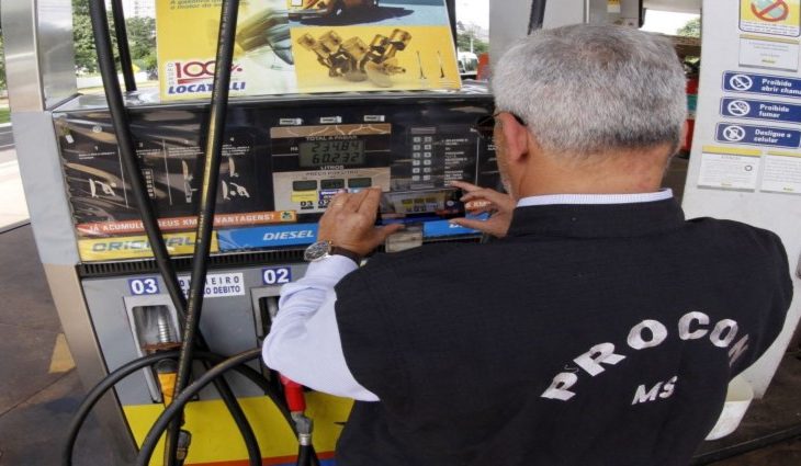 Além do registro de denúncias, é possível consultar pesquisa de preços