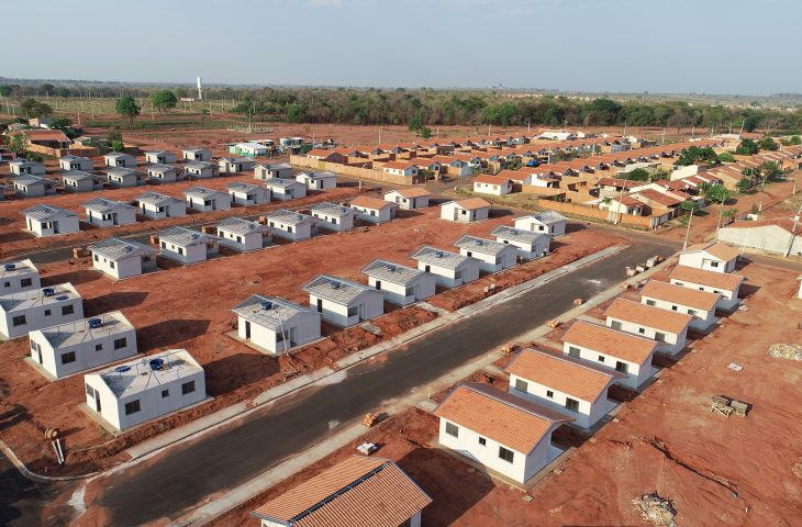 Também fazem parte das entregas, serviços de saneamento básico, como a implantação da estação elevatória de esgoto, a execução de 16,3 mil metros de rede coletora de esgoto