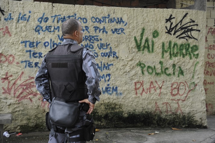 Policial