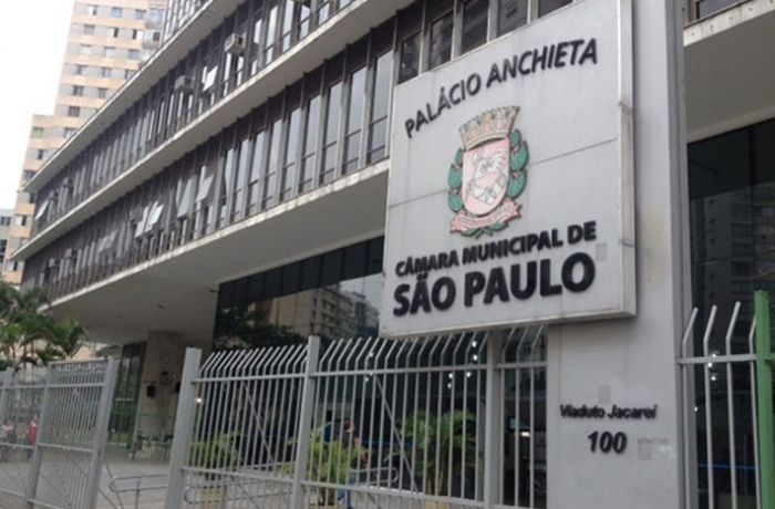 Vereadores de SP rejeitam proposta de cortes