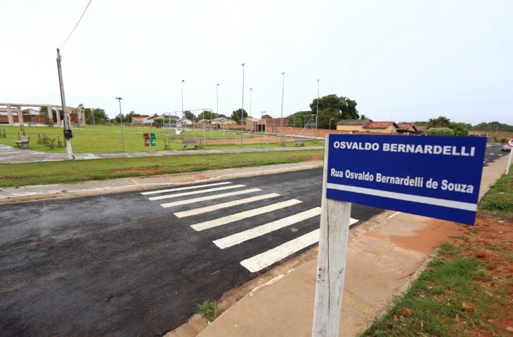 O Governo investiu no recapeamento de diversas ruas da cidade