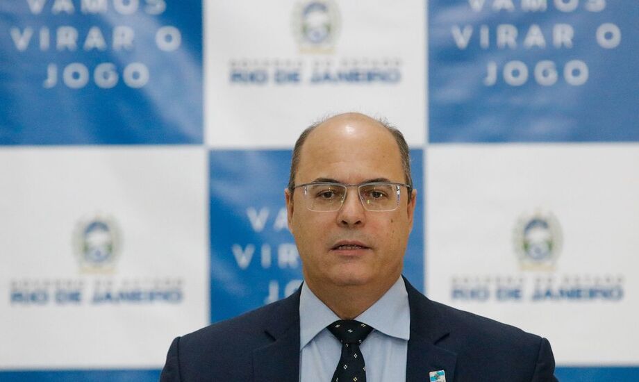 No relatório entregue nesta quinta-feira, Carneiro disse ter feito um mero relato dos fatos