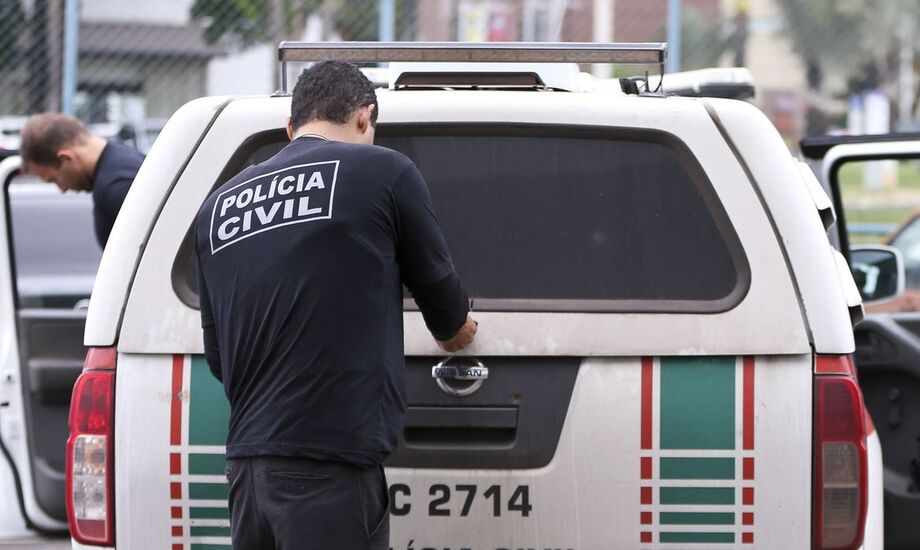 A ação, realizada ontem (26), foi coordenada pela força-tarefa da Polícia Civil para combate à milícia
