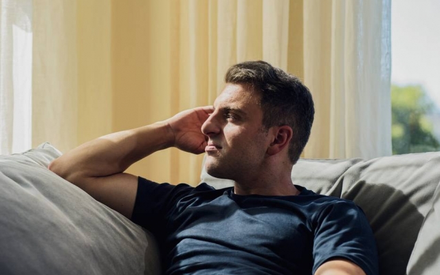 Tenho um profundo sentimento de amor por todos vocês, disse Brian Chesky, executivo-chefe da Airbnb, em maio