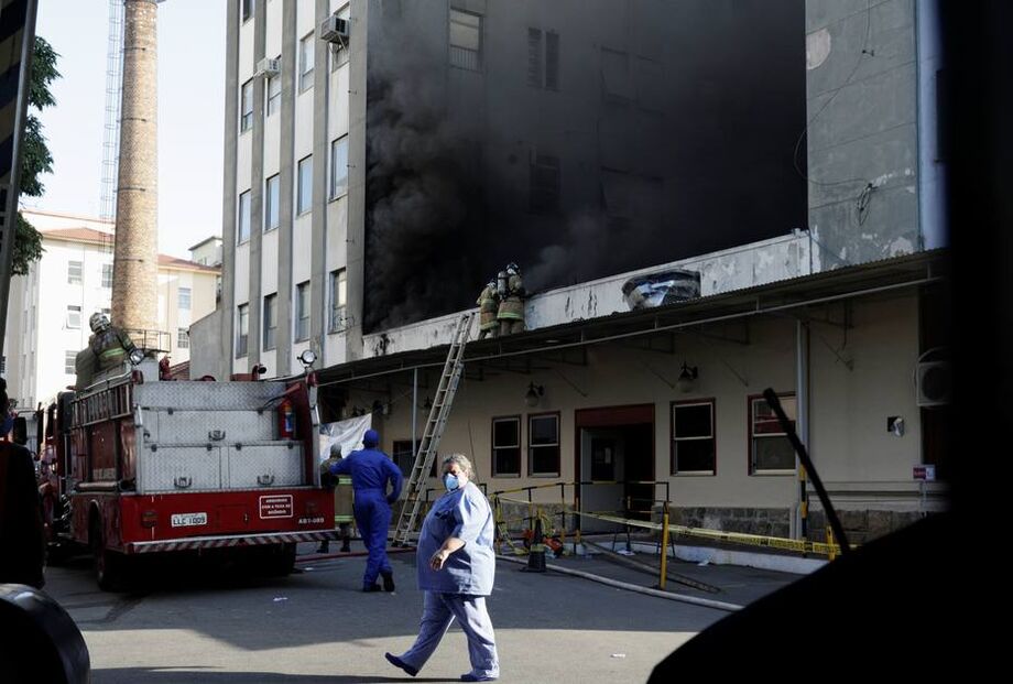 Número de vítimas do incêndio no Hospital de Bonsucesso chega a oito